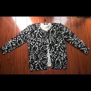 BLACK AND WHITE CARDIGAN